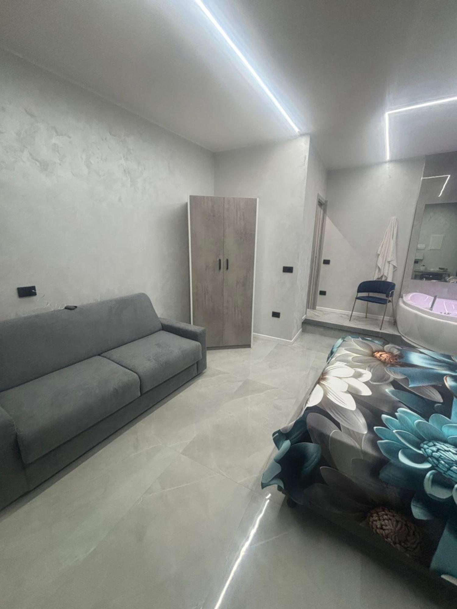 Apartamento Kekka House Briante Nápoles Exterior foto