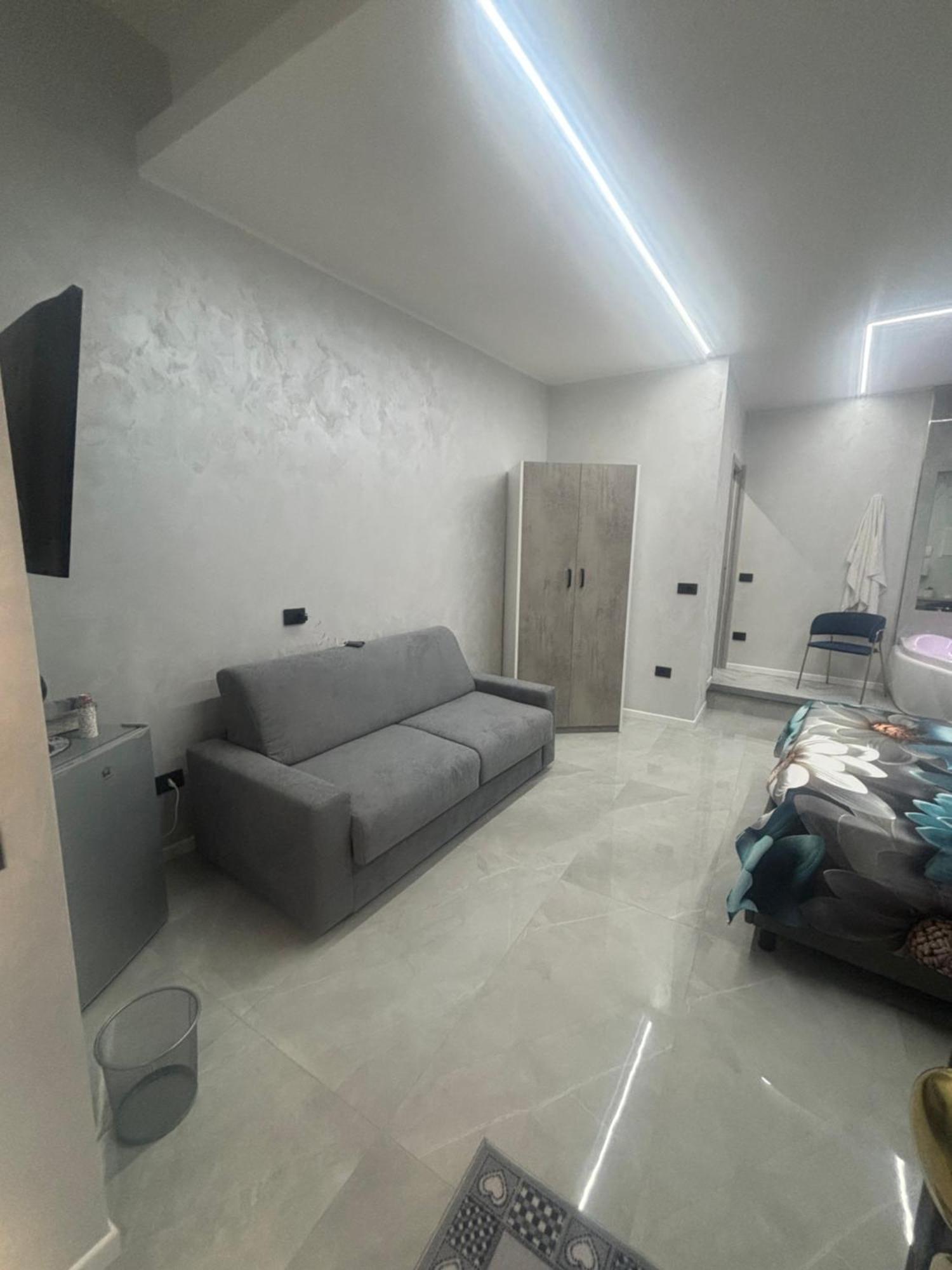 Apartamento Kekka House Briante Nápoles Exterior foto